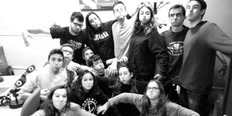 Alumnes dels Tallers de Teatre a la ràdio!